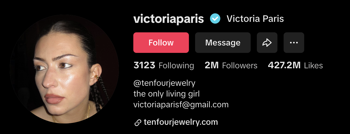 Victoria Paris.png
